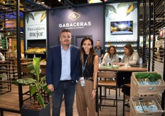 Javier Luis Brito y Elisa Martínez, en el stand de Europlátano, con su marca Gabaceras.